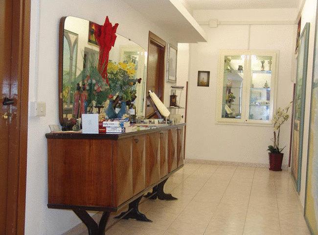 Gialel Guesthouse Róma Beltér fotó